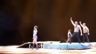 Акробаты прыгуны Цирк Чудес Circus Acrobats jumpers Wonderland