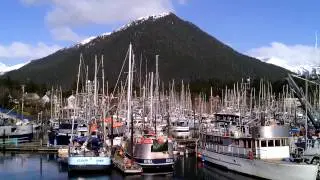 Crescent harbor