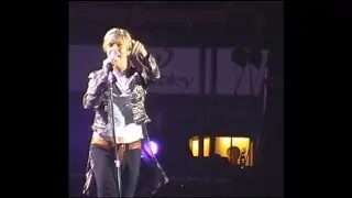 David Bowie Live 2003 - Starman - London, Wembley