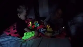 Dylan and Bella's Toy Review *Glimmies*