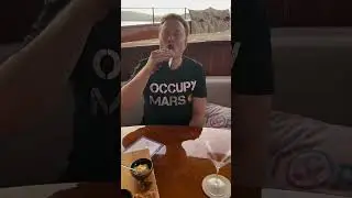Elon Musk tries Jeremy Clarkson's Hawkstone beer
