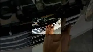 2006 c55 front grill replacement