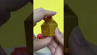 Canadian McDonald&rsquo;s Lil McDonald&rsquo;s Golden Happy Meal Toy