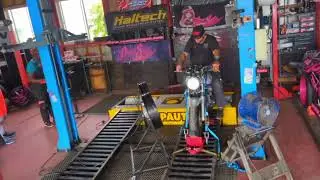 Honda CB400SF Dyno pull at Pinku Style  #dyno #honda #cb400sf #pinkustyle #serpauto