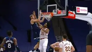 Jake Layman Dunk Two Hands On&nbsp;Jarrett Allen.