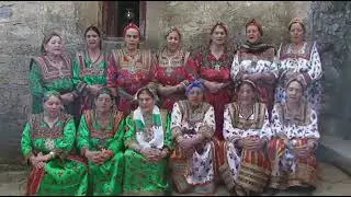 Guerre d'Algérie, Les Femmes de Tazrut Rendent Un Émouvant Hommage  aux Héros de la Guerre d'Algérie