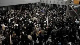 paok aerodromio edo kai toses xiliades xronia mestin athina stelname bagonia me paoksides trelekomia kai atinaious sta nosokomeia