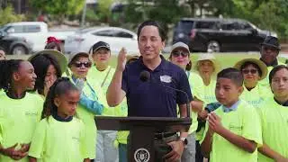Mayor Gloria Joins Students and Volunteers for Encanto Community Park Tree Planting