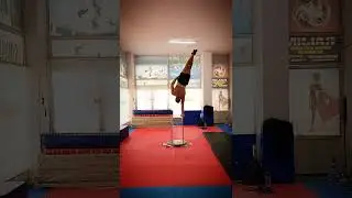 Hand-balancing #hand-balancing #handstandtutorial #handbalancing #circusaroundtheworld