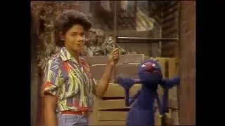 Classic Sesame Street - Grover Hang Up 1978
