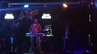 MICROPHONK -Declaro La Guerra