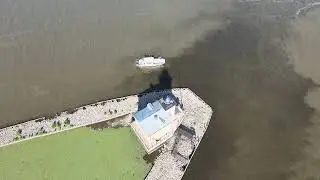 Exploring One of the LAST REMAINING Lighthouses on the Hudson River from the AIR