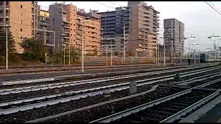 E464 240+5 MDVC (3 XMPR e 2 Trenord) - Milano Greco 03/11/2014