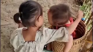 What are the doing 😱? OMG 🥶 this unexpected| #bamboohouse #singlemotherlife #harvester #mom #daily