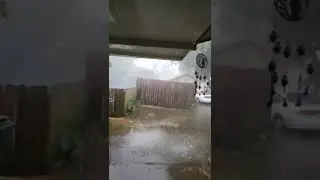 very strong wind gust