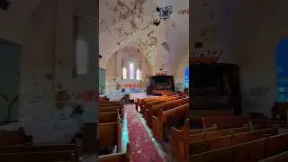 Decaying church #urbex #urbanexploration #abandonedplaces #abandoned #church #graffiti