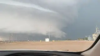 The infamous 2016 Leoti, Kansas Supercell w/epic storm structure and lightning. Storm chasing video.
