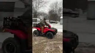 21 Honda Foreman 520 DCT Wheelie