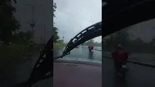 Đà Lạt đón gia đình em bằng một cơn mưa rào nhẹ