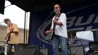Paul Barerre and Fred Tackett - Chicago, IL; FIND SONG TITLE