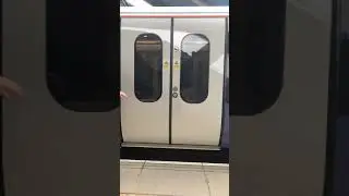 Transport for London Class 345 Doors Closing and Opening