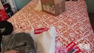 Supreme Unboxing x TNF & White Castle Drops