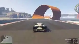 GTA5 - INSANE WORLDRECORD LOOP CUT (East Coast Stunt Race)