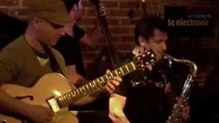 Michael Ch&eacute;ret / Thibault Fran&ccedil;ois - Super Dry (Jesse Van Ruller)