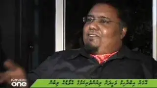 Ibrahim Waheed (Ogaru) recieves SAARC Literary Award (30 mar 2011)