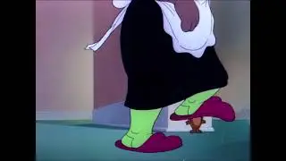 Mammy Two Shoes - &ldquo;Thomas!! Get off of that bed!&rdquo;