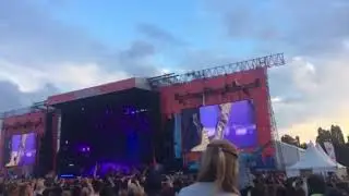 Imagine Dragon live Lola polo Oza
