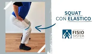 Squat con elastico: esercizio completo per ridurre il dolore alle ginocchia