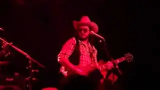 Eddie 9V  - Missouri (Live), 12/11/2025, Jammin Java, Vienna, Virginia