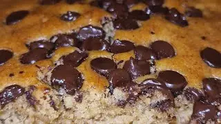 CHOCOLATE CHIP BANANA LOAF BREAD