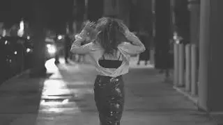 Alsogood & Kuranes - You're the Moon (Video)