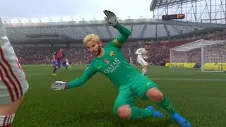 FIFA 17 - LIONEL MESSI PLAYING GOALKEEPER!