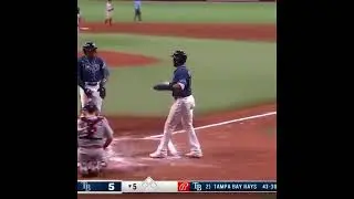 Wander Franco&rsquo;s dad&rsquo;s reaction to his son&rsquo;s first HR in his first MLB game is amazing