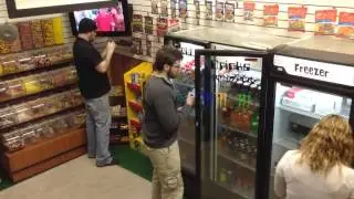 32 Market with 65 employes, 119 Purchases in 4 Minutes done with Smart Phones