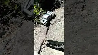 SCX24 cliffhanger at it again #shorts #offroad #scx24