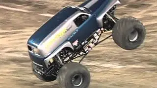 Monster Jam - Stadium Freestyle of the Year Nominee - Grave Digger The Legend in Anaheim