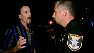 Cops Tv show Lee county Florida. Drug user arrested. (2007).