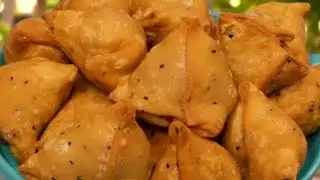 Make delicious Chicken Singara at home /Chicken Singara Bengali recipe | Chicken Somossa.