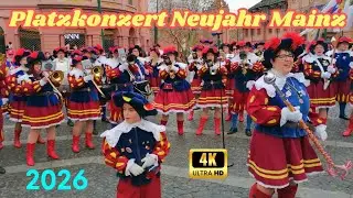 Platzkonzert der Mainzer Garden Neujahr/Januar 2026 Markt - Heunens&auml;ule - Domplatz