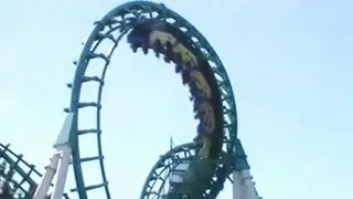 Boomerang Off ride roller coaster - Six Flags La Ronde