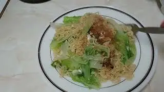 MI GORENG stir-fry spicy noodles for breakfast😊