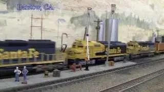 1981 Santa Fe SD40-2 5022 TOFC/COFC N SCALE