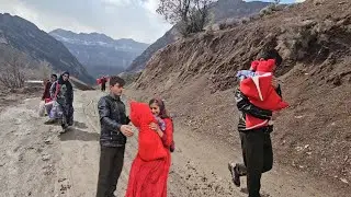 A Bittersweet Goodbye 😢 Kamal Brings the Final Gifts to Complete Our Mountain Home 🏠✨
