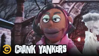 Wanda Sykes Prank Calls a Psychic as Gladys - Crank Yankers