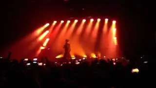 B.o.B Live in London Intro - 'Bombs Away' @ indig02