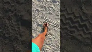 Antjes abwechslungsreiches Leben: Spuren hinterlassen..im Sand #beachlife #grancanaria #footsteps